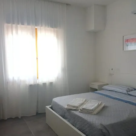 Domus Mares Private Pensión Alguer